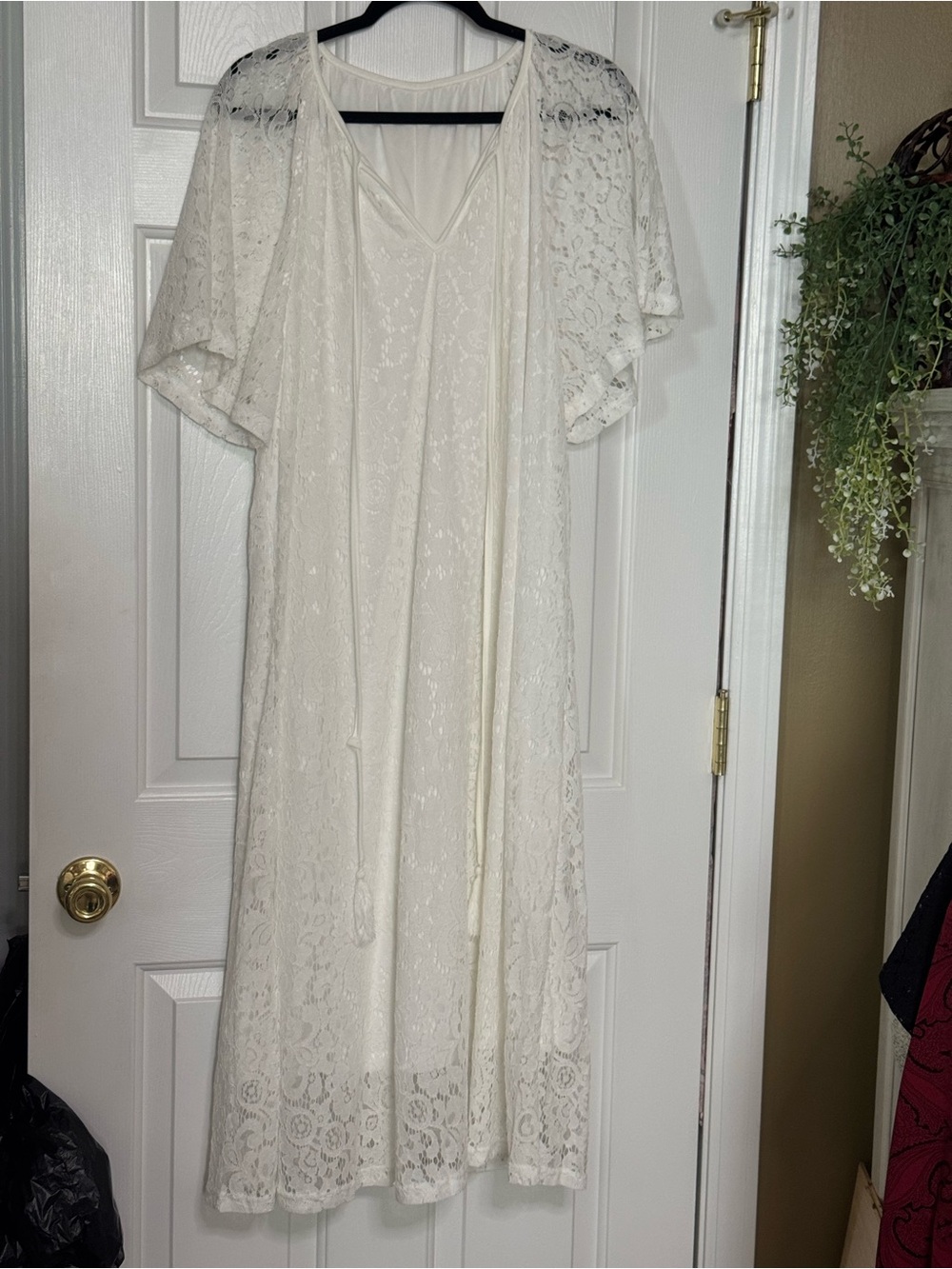 Source Unknown Cream Lace Maxi Dress with Tie Front